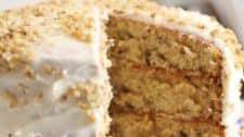 Indulge in the Decadence of Authentic Italian Cream Cake