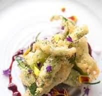 Savoring the Best of Both Worlds: The Allure of Semi Fine Dining